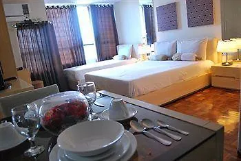 Hotel The Garden Heights 3*