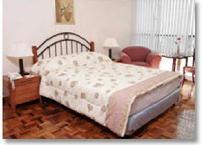 Hotel The Garden Heights Manille